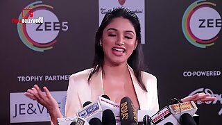 desi hot, local actress with visible nipple on the red carpet